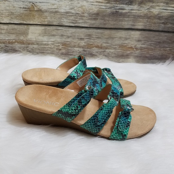 Vionic Dwyn Kitten Wedge Slides Sandals Snakeskin - Picture 3 of 7